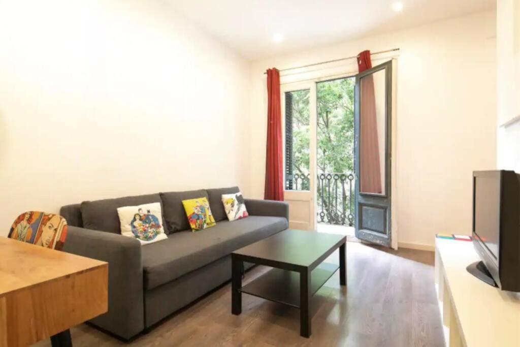 Canela Homes Barcelona Urquinaona Екстериор снимка