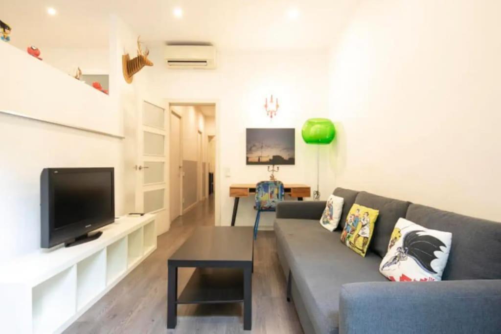 Canela Homes Barcelona Urquinaona Екстериор снимка