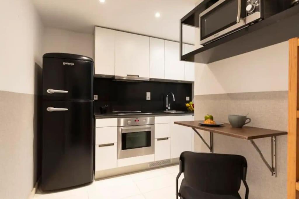 Canela Homes Barcelona Urquinaona Екстериор снимка