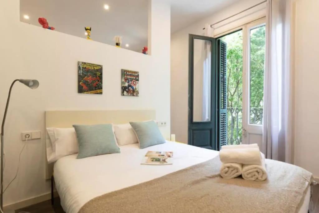 Canela Homes Barcelona Urquinaona Екстериор снимка
